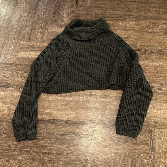12th Tribe Sweaters - 12th Tribe No Chill Charcoal Cropped Knit Sweater Size S/M